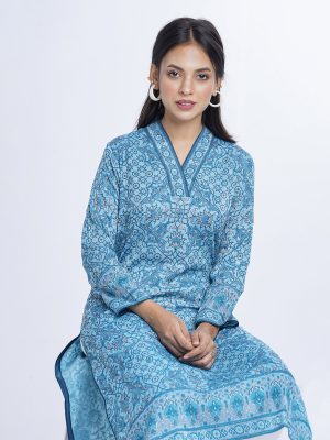 Sky blue all-over printed straight-cut Kameez in Georgette fabric. Features a V-neck with and three-quarter sleeves. Embellished with karchupi at the front. Unlined.